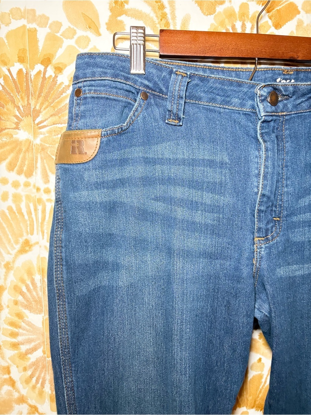 Wrangler Western Bootcut Jeans Women's Size 14x30 | Medium Wash Stretch Denim - Picture 6 of 11